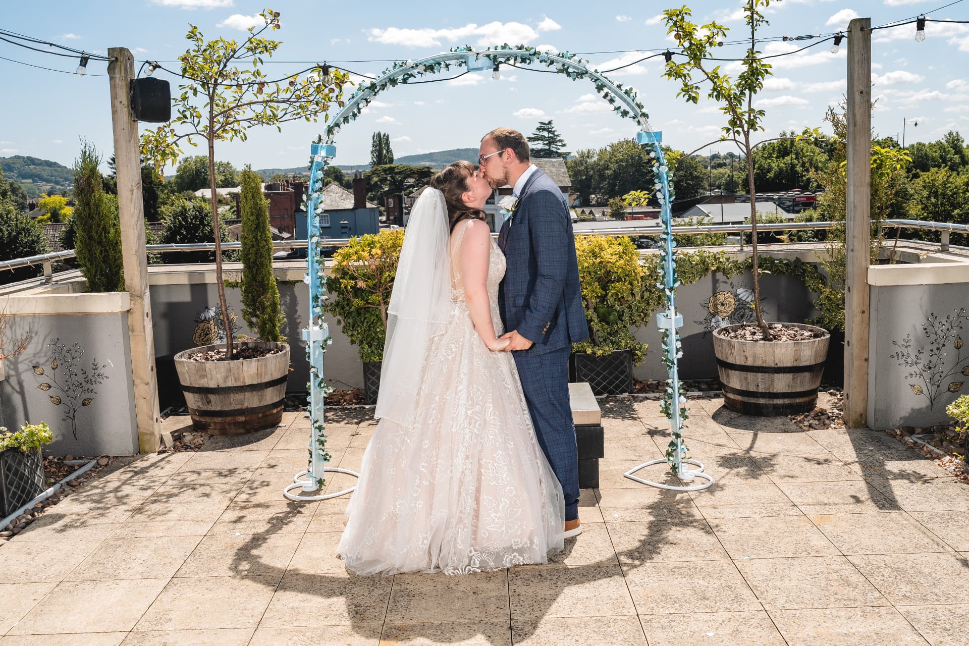 Wedding photography moment 21 of 100